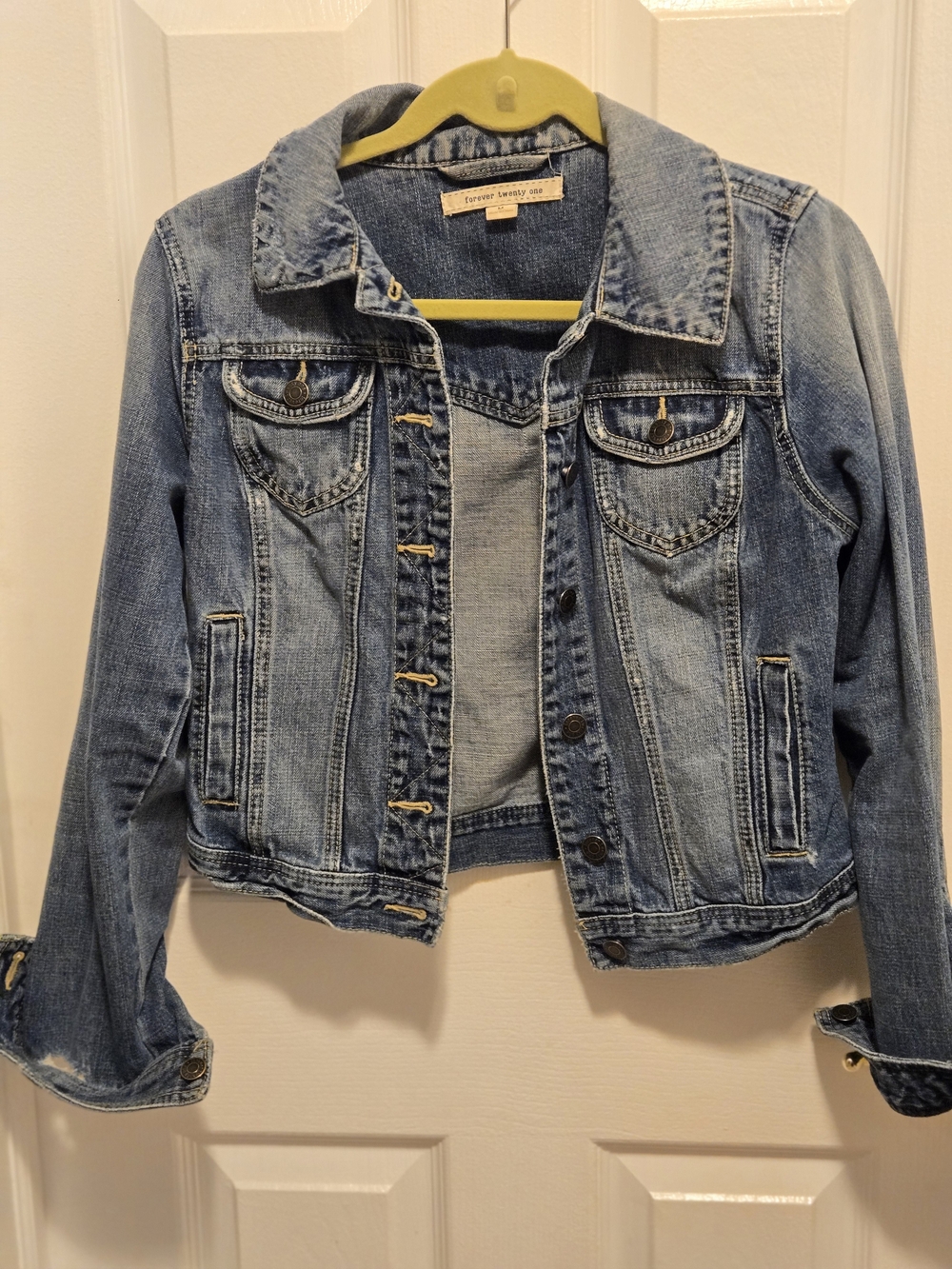Forever 21 Light Wash Denim Jean Jacket - Light Blue